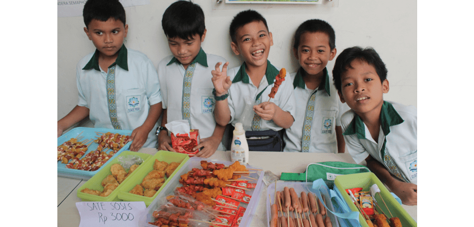Pendidikan Karakter Siswa Lewat Market Day
